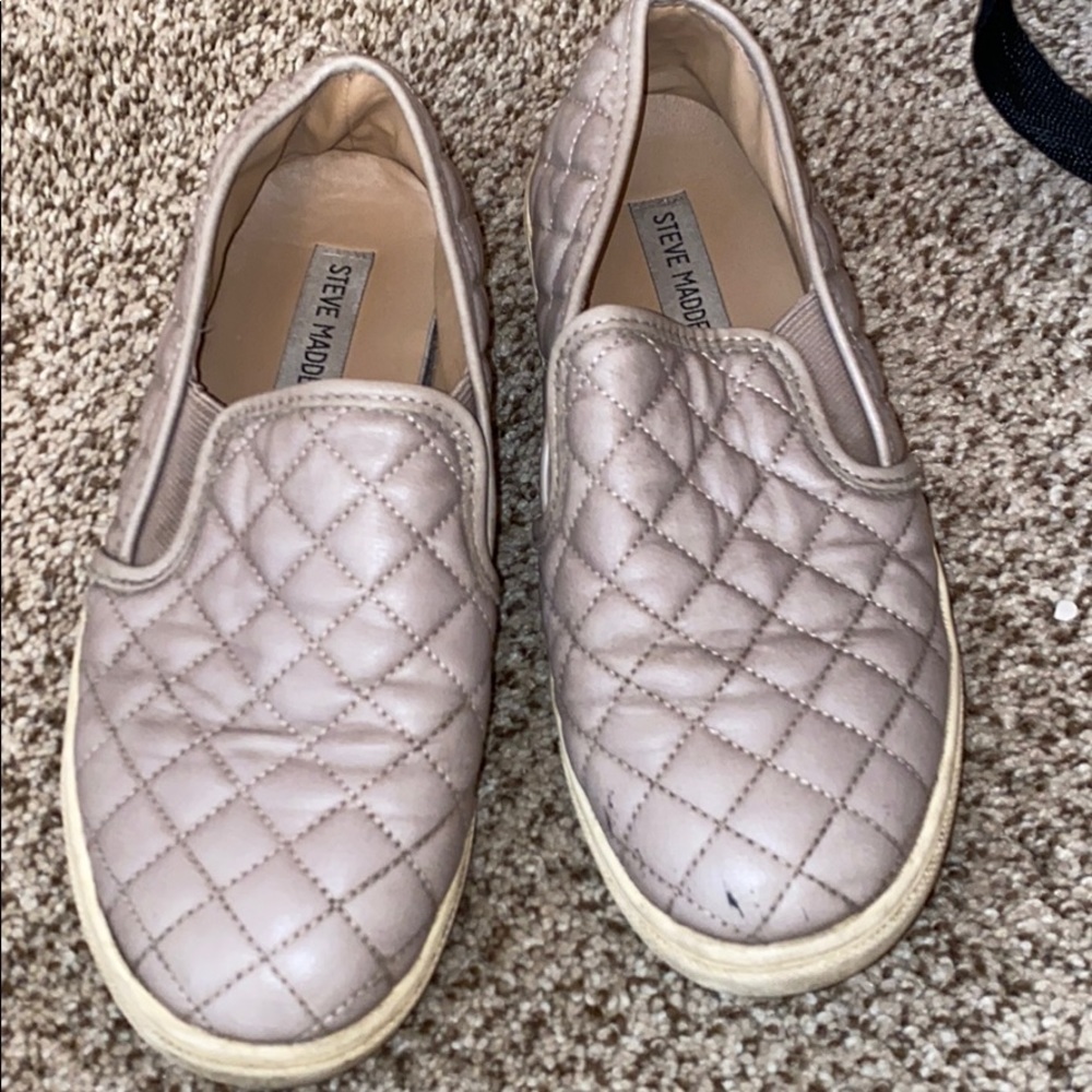 Steve madden slip on sneakers